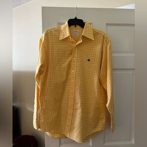 Brooks Brothers 346 the original polo shirt- size medium